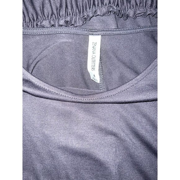 Zenana Outfitters Grey Double Ruffle Outfitters — NWOT -- MEDIUM - Picture 11 of 11